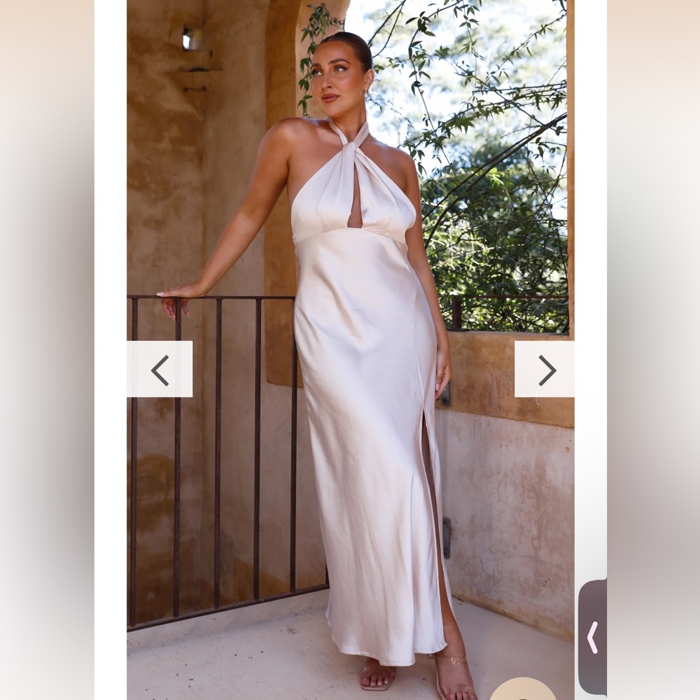 Billy J Amalia Maxi Dress- Champagne 🥂